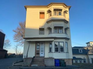 607 S Main St, Fall River, MA 02721