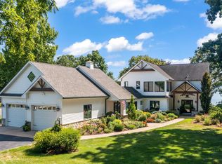 25591 W North Ave, Antioch, IL 60002
