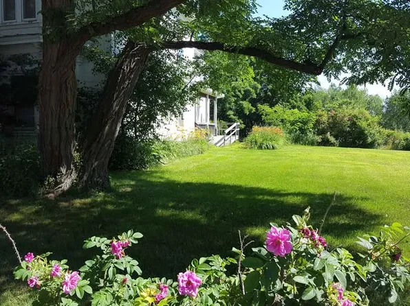 749 Union St APT 1, Bangor, ME 04401