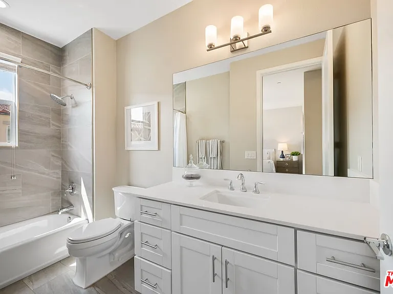 4415 Paxton Pl — Photo 16
