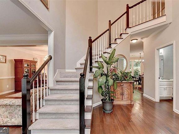 4th image of 677 River Cove Ct