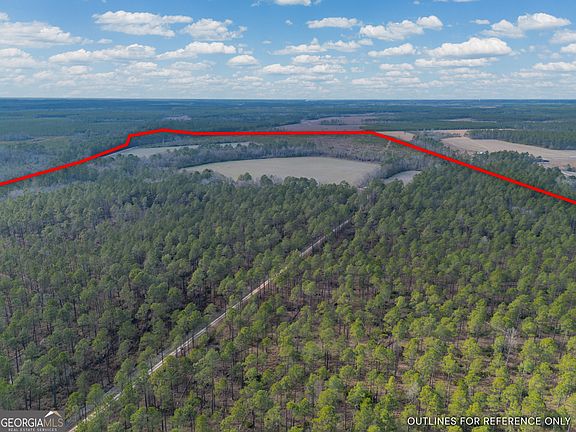 4th image of 3 Reddish Rd