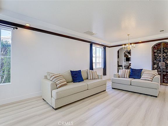 5th image of 8034 Palm View Ln