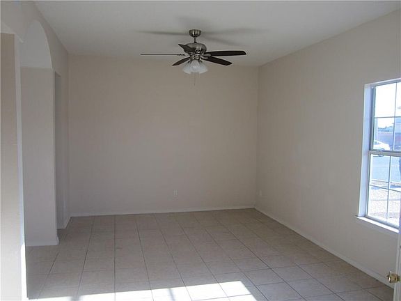 4th image of 3612 Red Palm Pl