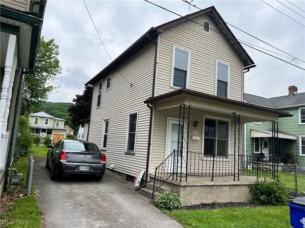 1705 Etruria St, East Liverpool, OH 43920