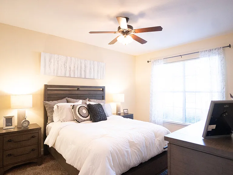 Cypress Pointe — Photo 9