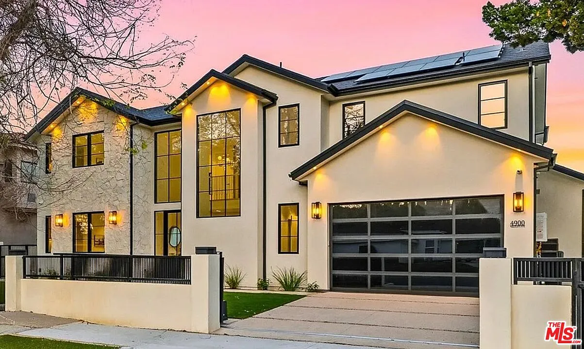 6 bed, 6.5 bath, 5100 sqft, $29,000 — Photo 3