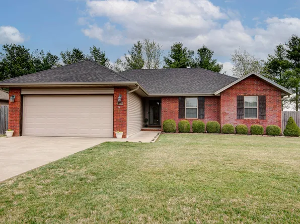 283 Meadowlark Street, Highlandville, MO 65669