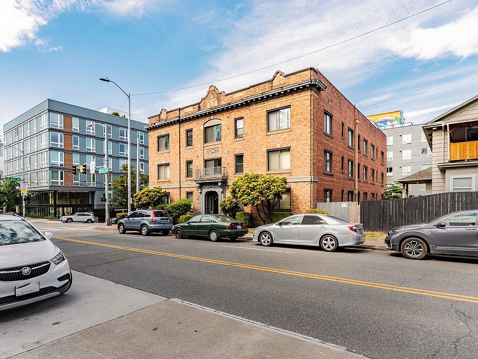1st image of 5003 15th Ave NE #B