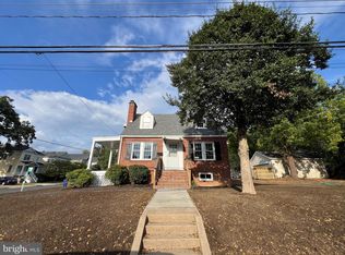 621 N Kensington St, Arlington, VA 22205