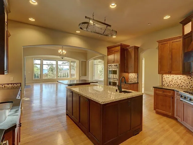 10925 SE Lake Rd — Photo 11