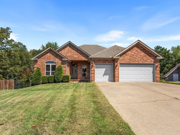 2000 Glenn Arbor Ct, Sherwood, AR 72120
