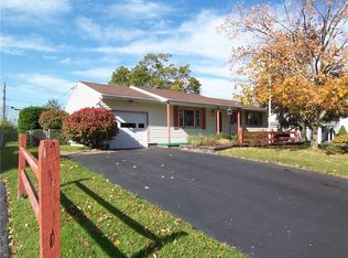 223 Vollmer Pkwy, Rochester, NY 14623