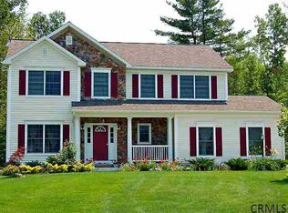 7 Summerton Pl, Latham, NY 12110