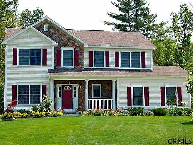 1st image of 7 SUMMERTON Place
