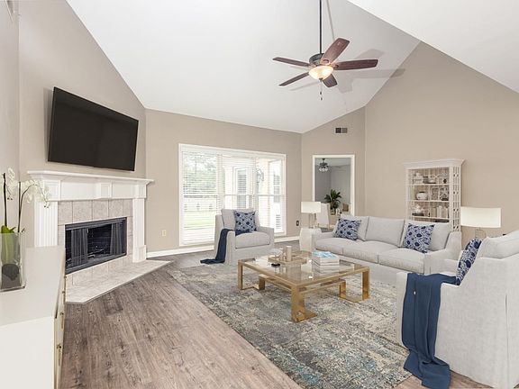 4th image of 9311 Falcon Hill Dr