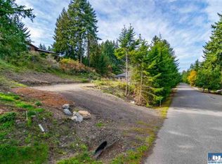 24 Woodland Dr, Sequim, WA 98382