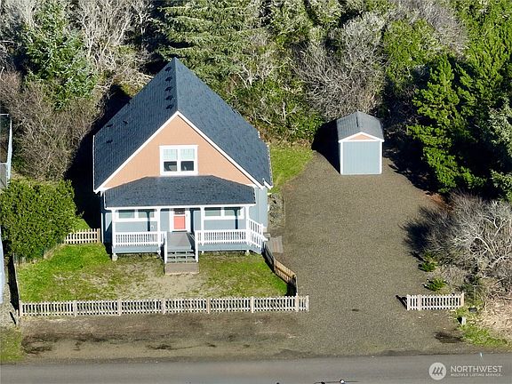 4th image of 934 Wawona Avenue SE