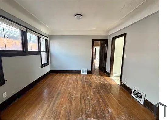 4289 W Grand St #UPPER — Photo 6