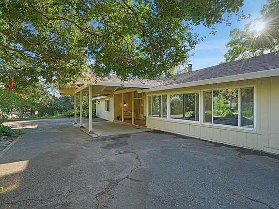4th image of 4491 Illinois Ave