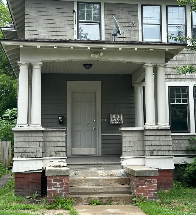 532 Carroll St #1