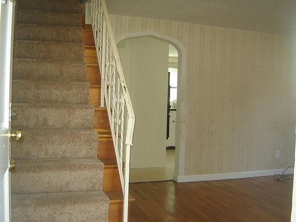 2nd image of 51 Ewing Dr