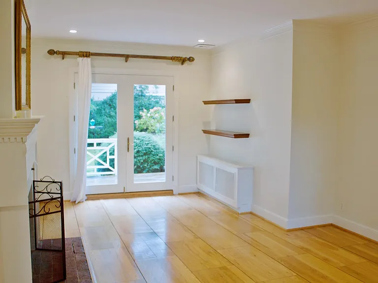 616 Walker Rd — Photo 14