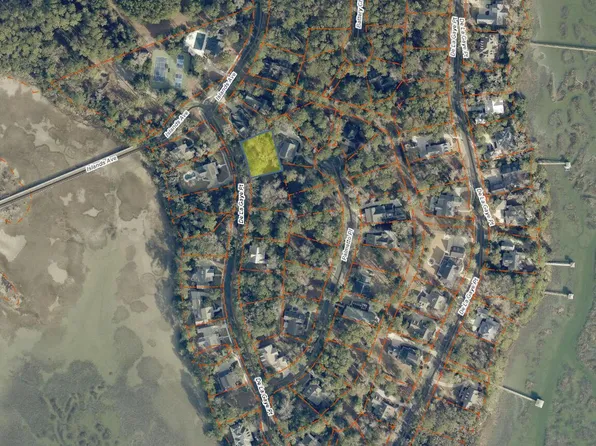 340 De La Gaye Point, Beaufort, SC 29902