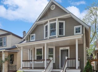 4131 W Eddy St, Chicago, IL 60641