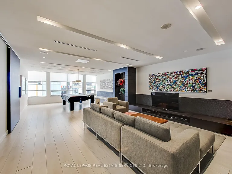 55 Regent Park Blvd #805 — Photo 36