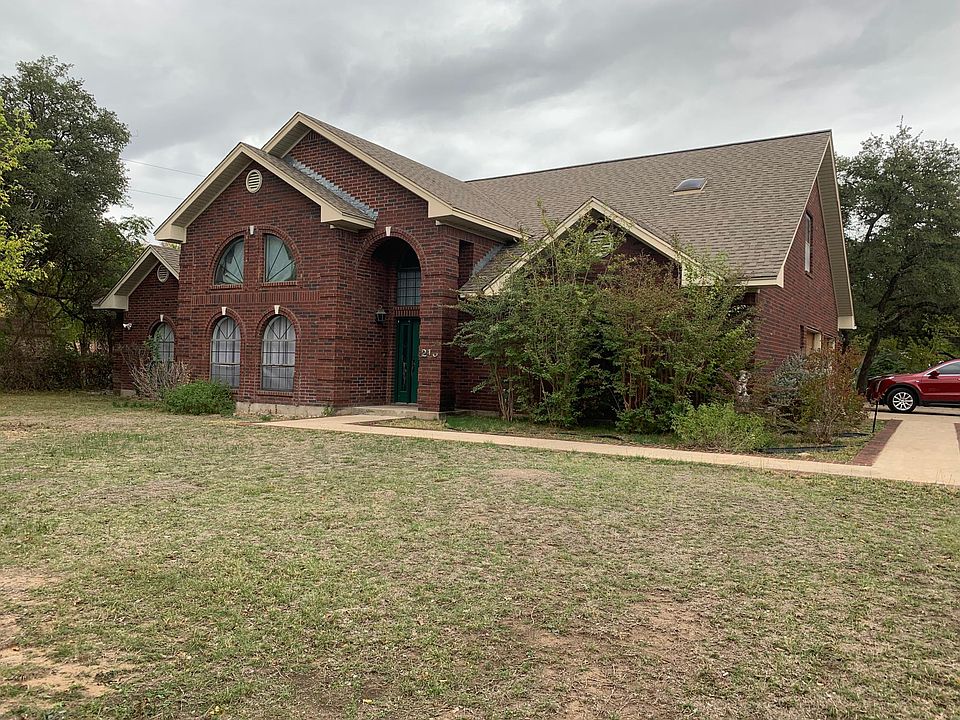 1st image of 215 Thackston