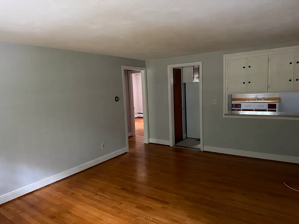 10 Carpenter Rd #2E