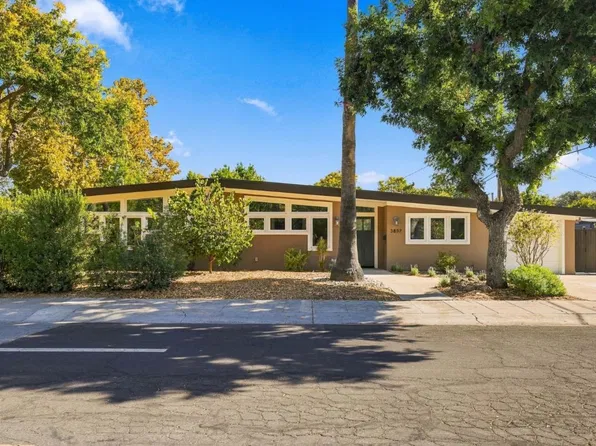 3837 Carlson Ct, Palo Alto, CA 94306
