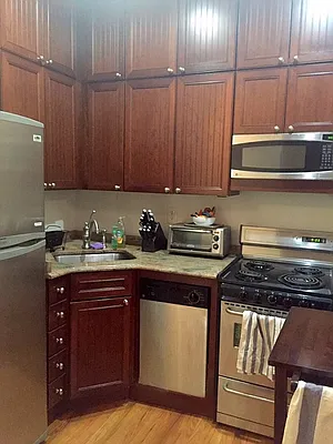 Rented by Corcoran | media 6
