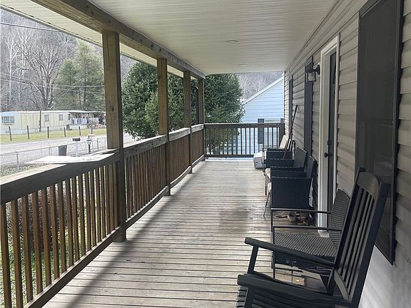 3rd image of 5507 Paint Creek Rd