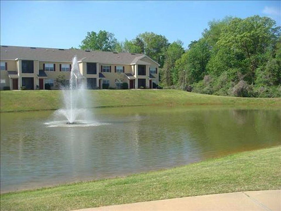 1st image of 447 W Longleaf Dr APT 808