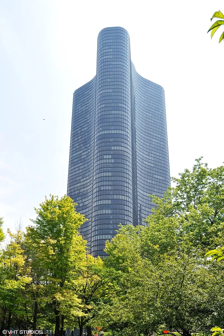 505 N Lake Shore Dr #2206-2207 photo 1
