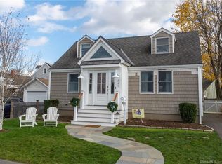 245 Sherman St, Fairfield, CT 06824
