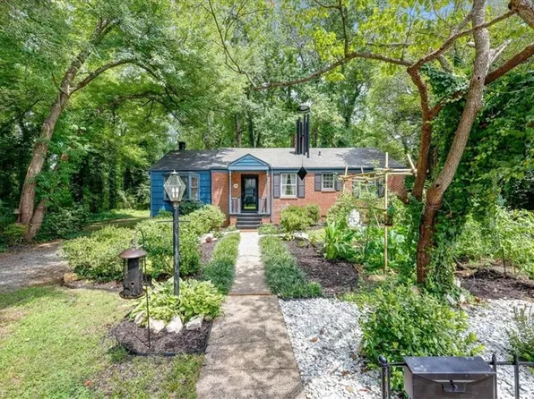 2502 Boone Ave, Winston Salem, NC 27103