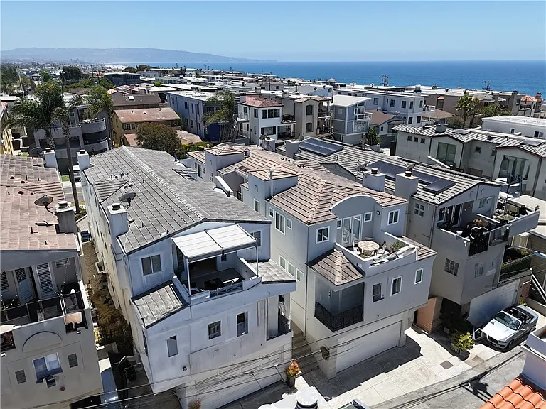 440 Marine Pl — Photo 48
