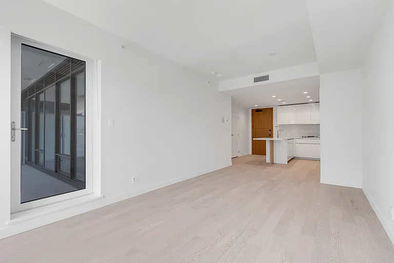 2 bed, 2.0 bath, 854 sqft, $3,700 — Photo 4