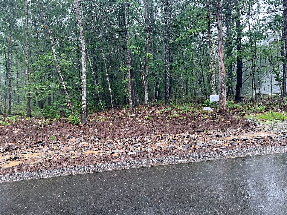 2nd image of 3 Dory Dr