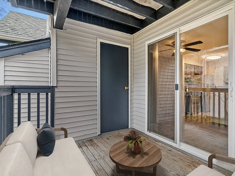 Cascade Ridge — Photo 19