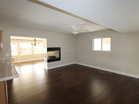 5th image of 3939 Acapulco Ave #0