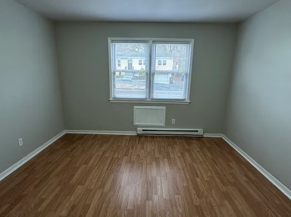 7 Paul Ave, West Haven, CT