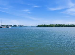 141 Pago Pago Dr E, Naples, FL 34113