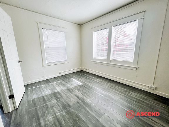 5th image of 1729-1739 Blanche St #1729