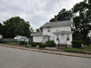 9 Edgemere Dr, Cranston, RI 02905