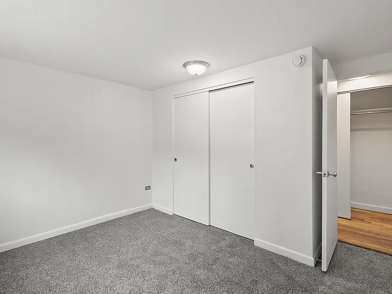 Aperture Apartments — Photo 38