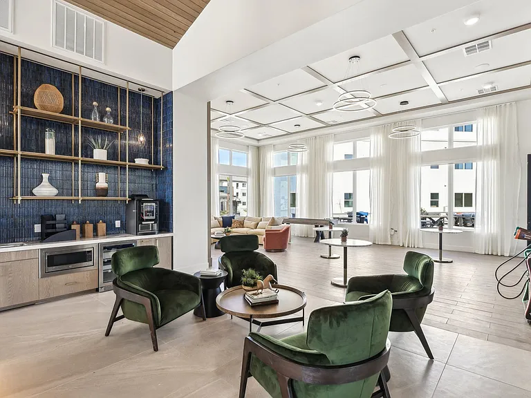 Parq on Boulder — Photo 29
